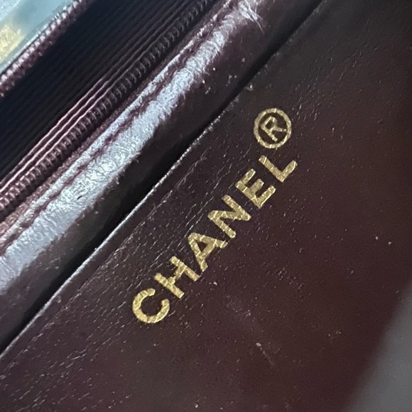 ❌SOLD❌Authentic Chanel XL CC jumbo flap - Picture 3 of 16